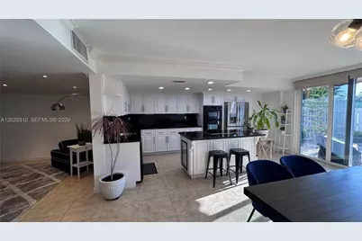 903 NE 27th Ave #903, Hallandale Beach, FL 33009 - Photo 28