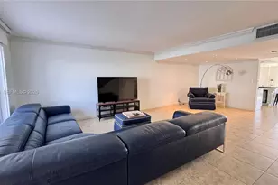 903 NE 27th Ave, Hallandale Beach, FL 33009 - Photo 54