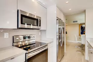 19707 Turnberry Way, Aventura, FL 33180 - Photo 6