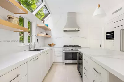 3845 Wood Ave, Miami, FL 33133 - Photo 20