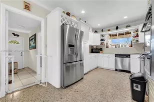 884 W 72nd Pl, Hialeah, FL 33014 - Photo 12