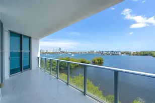 17111 Biscayne Bl, North Miami Beach, FL 33160 - Photo 1