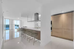 17111 Biscayne Bl, North Miami Beach, FL 33160 - Photo 8