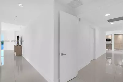 17111 Biscayne Bl #506, North Miami Beach, FL 33160 - Photo 22