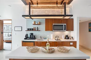 6801 Collins Ave, Miami Beach, FL 33141 - Photo 8