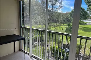 800 SW 131st Ave, Pembroke Pines, FL 33027 - Photo 4