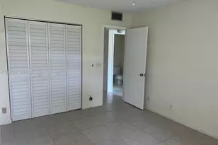 800 SW 131st Ave, Pembroke Pines, FL 33027 - Photo 12