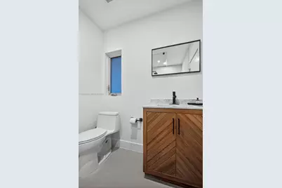 8109 Harding Ave, Miami Beach, FL 33141 - Photo 40