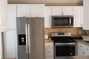 223 Maple Terrace, Davie, FL 33325 - Photo 2