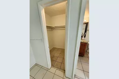 241 SE 9th Ave #103, Pompano Beach, FL 33060 - Photo 8