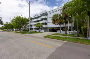 16518 NE 26th Ave, North Miami Beach, FL 33160 - Photo 26