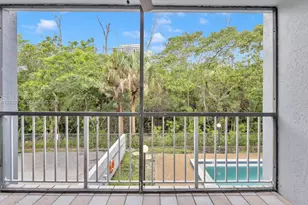 16518 NE 26th Ave, North Miami Beach, FL 33160 - Photo 8