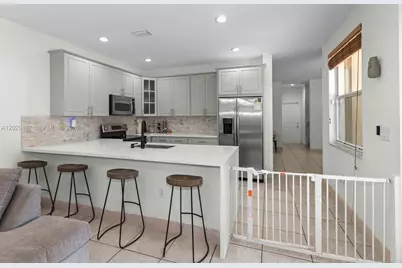 [Address not provided], Homestead, FL 33035 - Photo 8