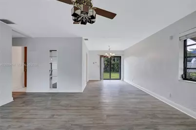 6200 SW 18th St, North Lauderdale, FL 33068 - Photo 8