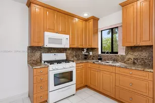 6200 SW 18th St, North Lauderdale, FL 33068 - Photo 20
