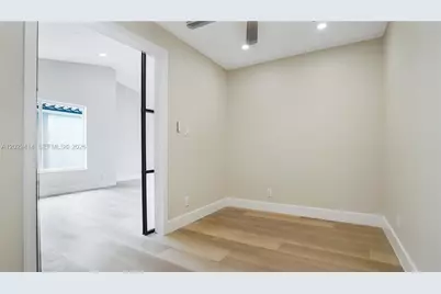 9661 NW 44th Ct, Sunrise, FL 33351 - Photo 22