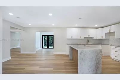 9661 NW 44th Ct, Sunrise, FL 33351 - Photo 12