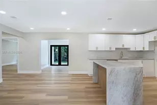 9661 NW 44th Ct, Sunrise, FL 33351 - Photo 12