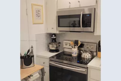 2210 NE 56th Pl #123, Fort Lauderdale, FL 33308 - Photo 6