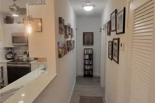2210 NE 56th Pl, Fort Lauderdale, FL 33308 - Photo 10