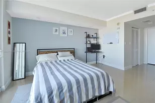 1800 N Bayshore Dr, Miami, FL 33132 - Photo 6