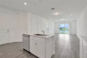 3777 Harborside Ave, Fort Pierce, FL 34946 - Photo 4