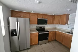9375 Fontainebleau Blvd, Miami, FL 33172 - Photo 1