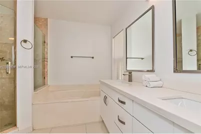 889 Sand Creek Cir, Weston, FL 33327 - Photo 14