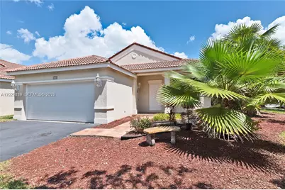 889 Sand Creek Cir, Weston, FL 33327 - Photo 4