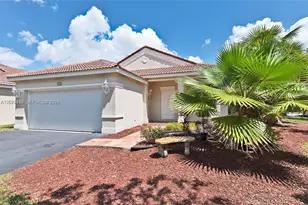 889 Sand Creek Cir, Weston, FL 33327 - Photo 4