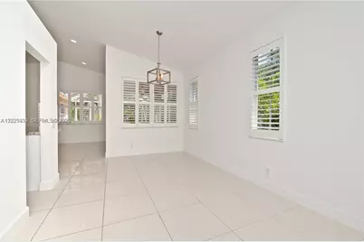 889 Sand Creek Cir, Weston, FL 33327 - Photo 10