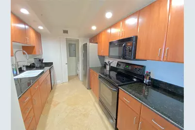 6917 Collins Ave #1422, Miami Beach, FL 33141 - Photo 4