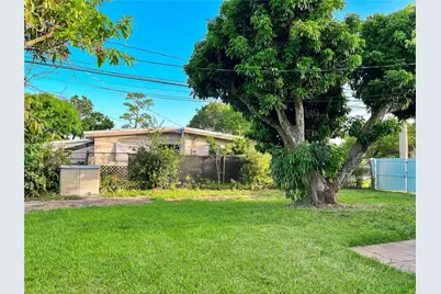 3390 SW 21st St, Fort Lauderdale, FL 33312 - Photo 2