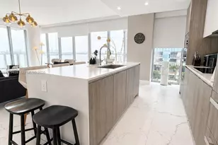 2900 NE 7th Ave, Miami, FL 33137 - Photo 2