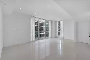 300 S Biscayne Blvd, Miami, FL 33131 - Photo 6