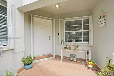 531 SW 176th Ave, Pembroke Pines, FL 33029 - Photo 4