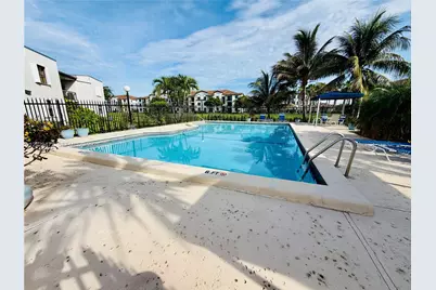 9429 Fontainebleau Blvd #201-33, Miami, FL 33172 - Photo 18