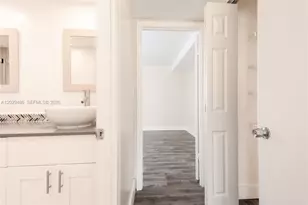 300 NW 42nd Ave, Miami, FL 33126 - Photo 24