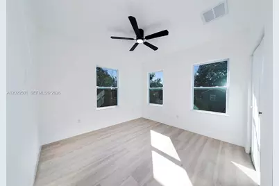 2925 13th St N, Saint Petersburg, FL 33704 - Photo 22