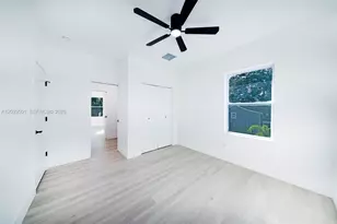 2925 13th St N, Saint Petersburg, FL 33704 - Photo 18