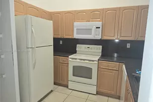 1658 SE 28th Ct, Homestead, FL 33035 - Photo 6
