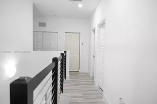 8005 NW 104th Ct, Doral, FL 33178 - Photo 8