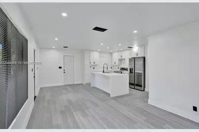 1628 NE 7th Ave, Fort Lauderdale, FL 33305 - Photo 12