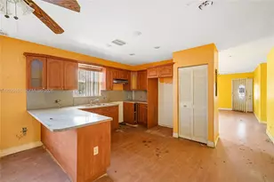 546 NW 8th Ave, Homestead, FL 33030 - Photo 4