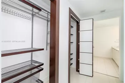951 Brickell Ave #3210, Miami, FL 33131 - Photo 26