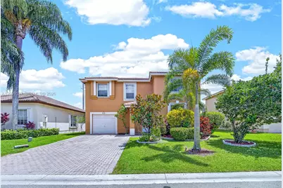 6124 NW 40th St, Coral Springs, FL 33067 - Photo 2