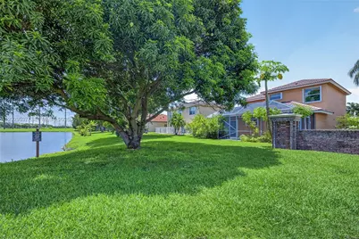 6124 NW 40th St, Coral Springs, FL 33067 - Photo 22