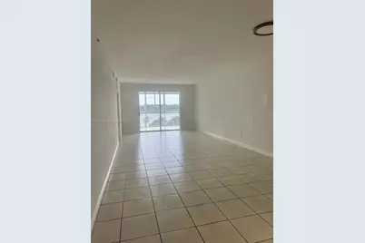 10750 NW 66th St #401, Doral, FL 33178 - Photo 8