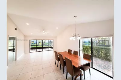 16295 Laurel Dr #2, Weston, FL 33326 - Photo 14