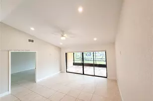 16295 Laurel Dr, Weston, FL 33326 - Photo 12